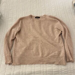 Banana Republic Women's Beige LIGHTWEIGHT CASHMERE CREW-NECK SWEATER